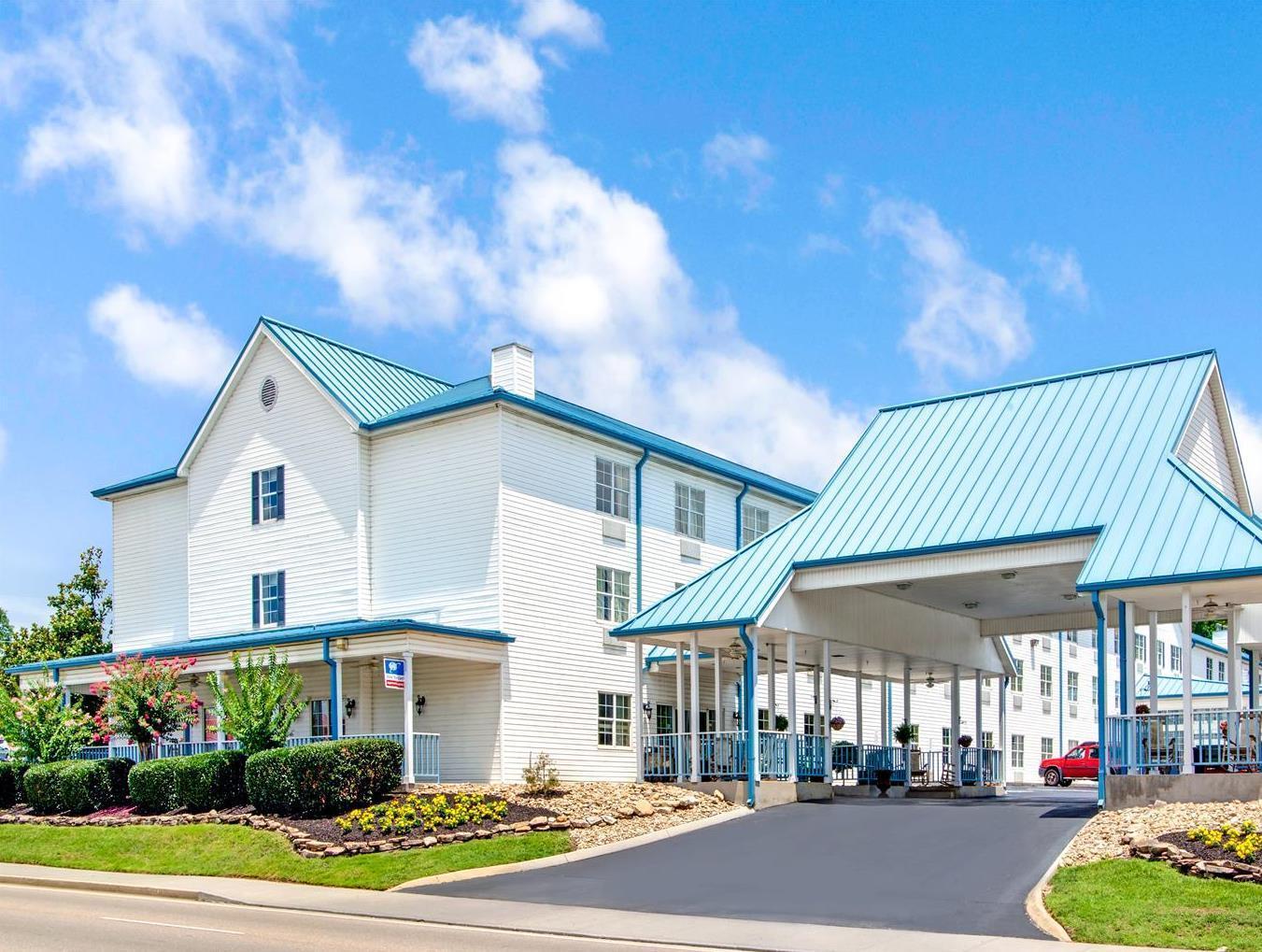 מלון Ramada By Wyndham Pigeon Forge North מראה חיצוני תמונה
