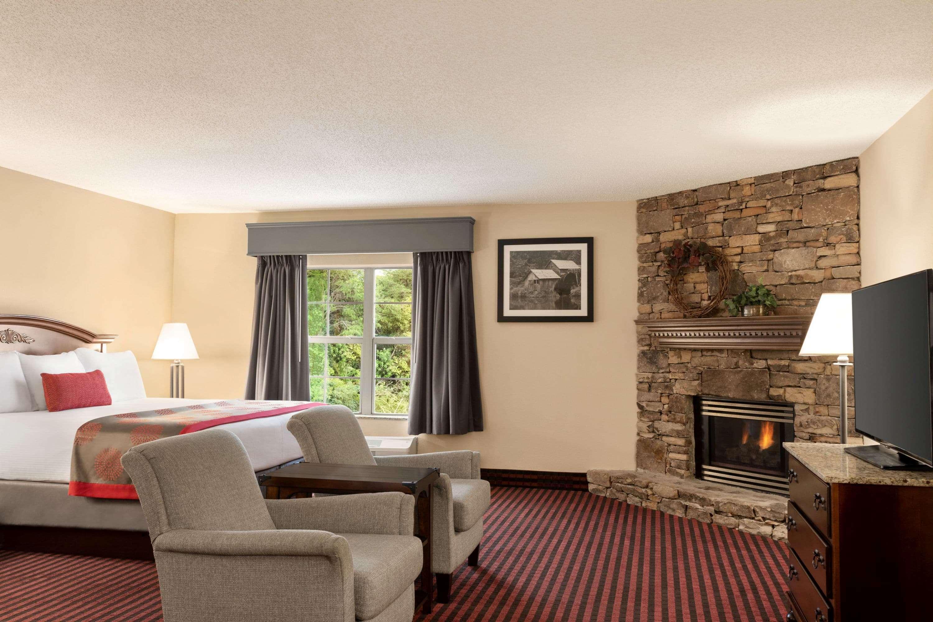 מלון Ramada By Wyndham Pigeon Forge North מראה חיצוני תמונה