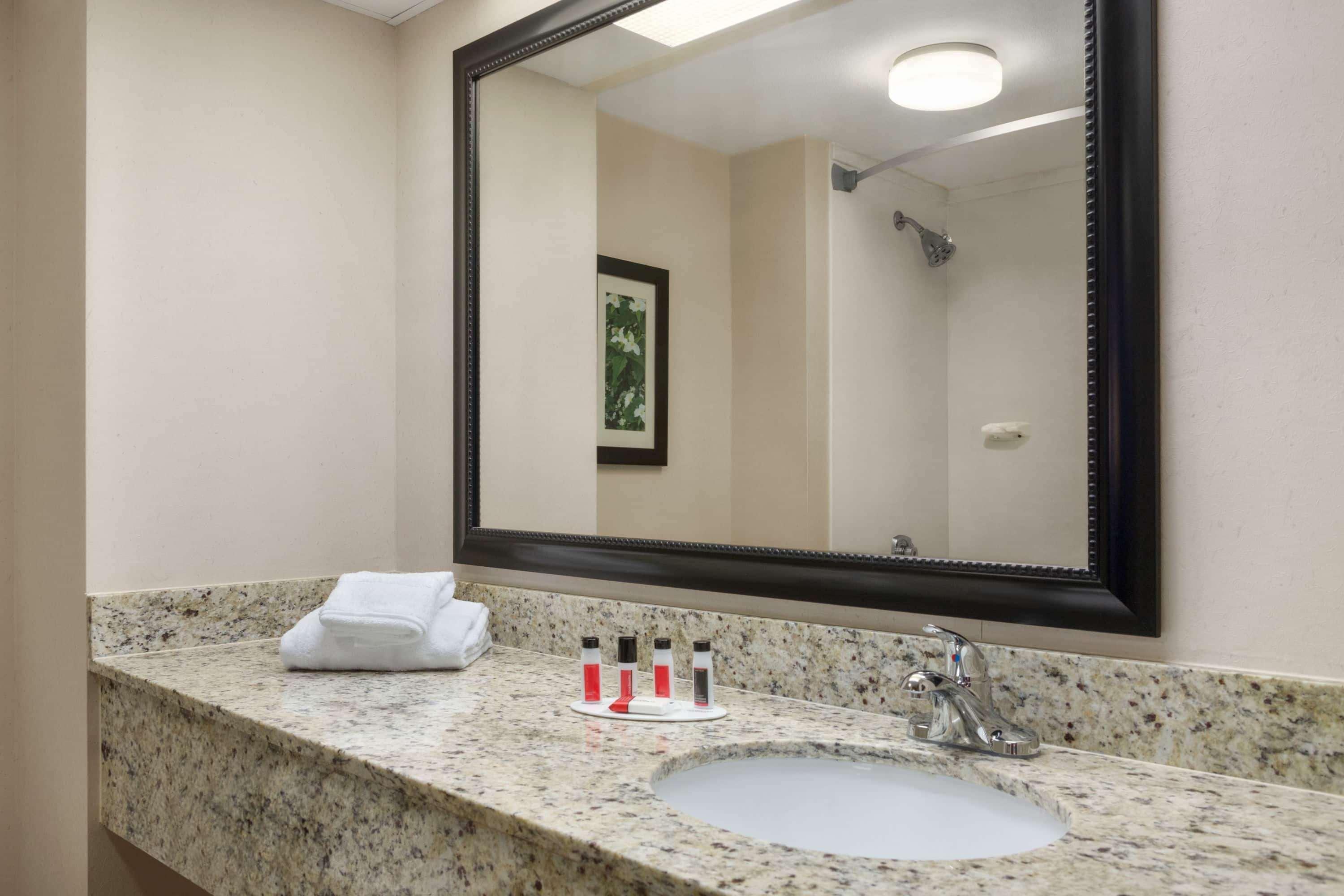 מלון Ramada By Wyndham Pigeon Forge North מראה חיצוני תמונה