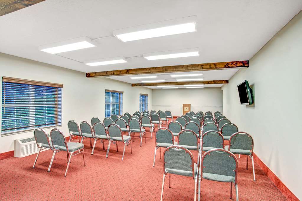 מלון Ramada By Wyndham Pigeon Forge North מתקנים תמונה